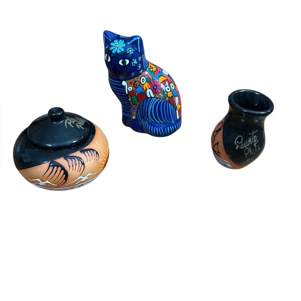 Tonala Mexican pottery Handcrafted Ceramic Cat Figurine and Vase Set Multicolor